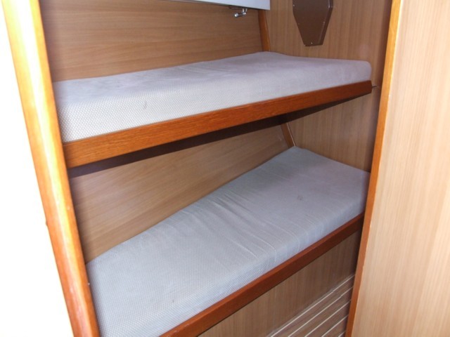 Dufour 48 teck - 25.jpg